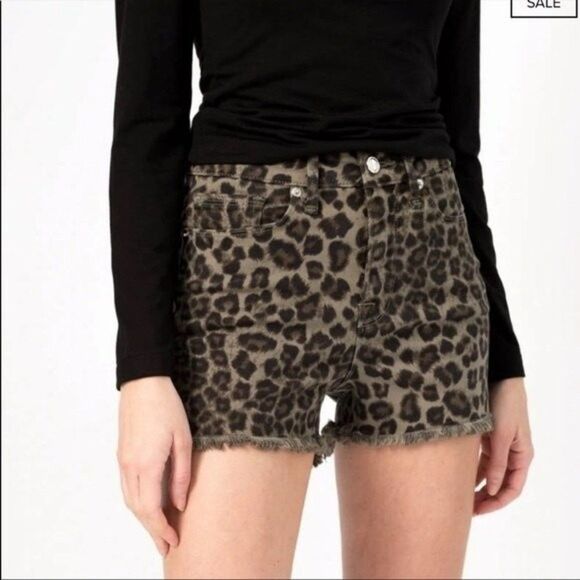 GOOD AMERICAN Olive Leopard Cut Off Short Size 2/26 - Picture 1 of 10